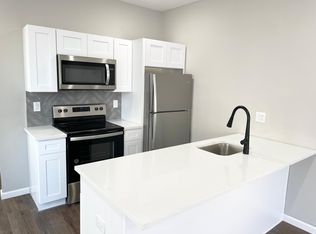 1228 N Marshall St #1F, Philadelphia, PA 19122