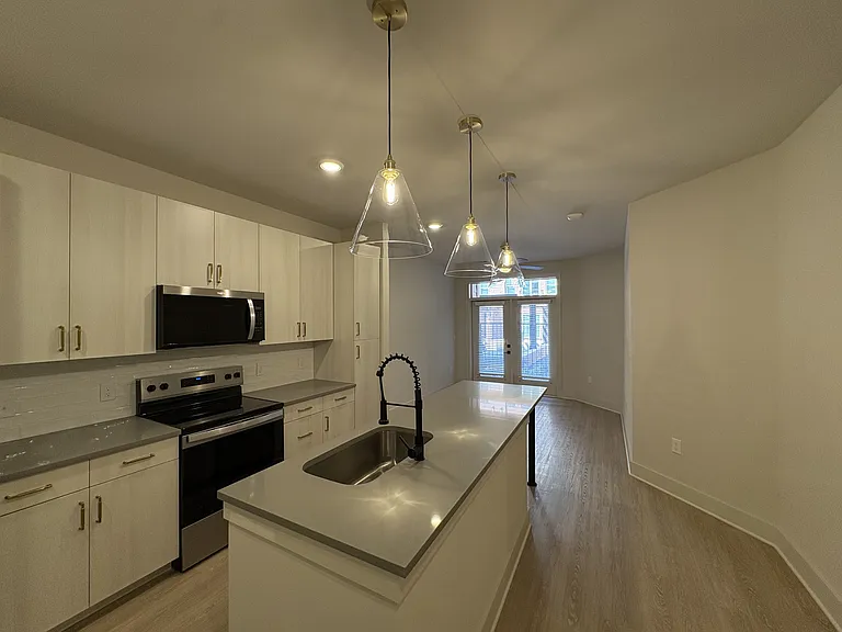 District on the Etowah Apartments — Photo 275