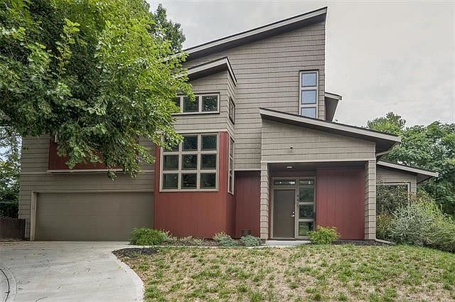 1st image of 4427 Rainbow Blvd