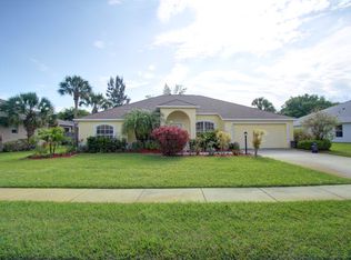 830 Spring Oak Dr, Melbourne, FL 32901