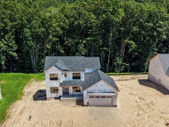 6308 Sturgeon Run, Muskegon, MI 49444