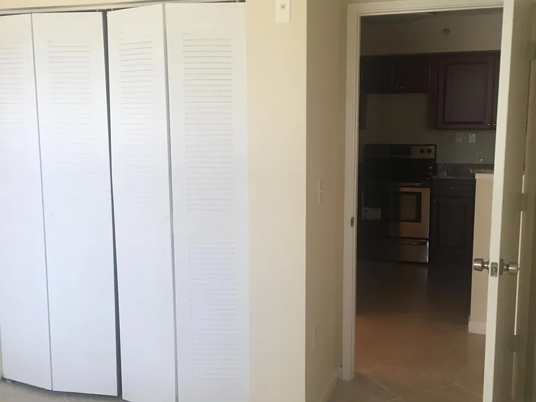 7912 Sonoma Springs Cir #107 — Photo 35