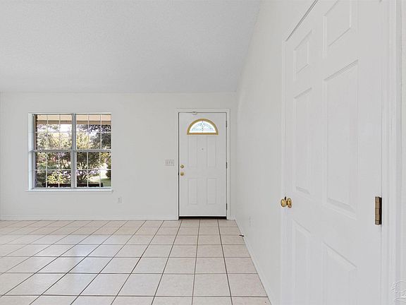 5th image of 8197 Verdura St