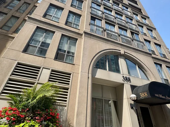 388 Bloor St E #1107, Toronto, ON M4W 3W9