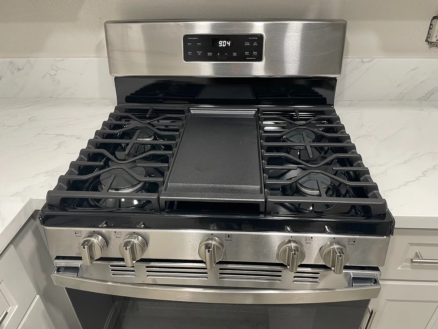 2 bed, 846 sqft, $2,695 — Photo 4