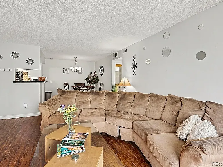 8335 Fairmount Dr — Photo 3