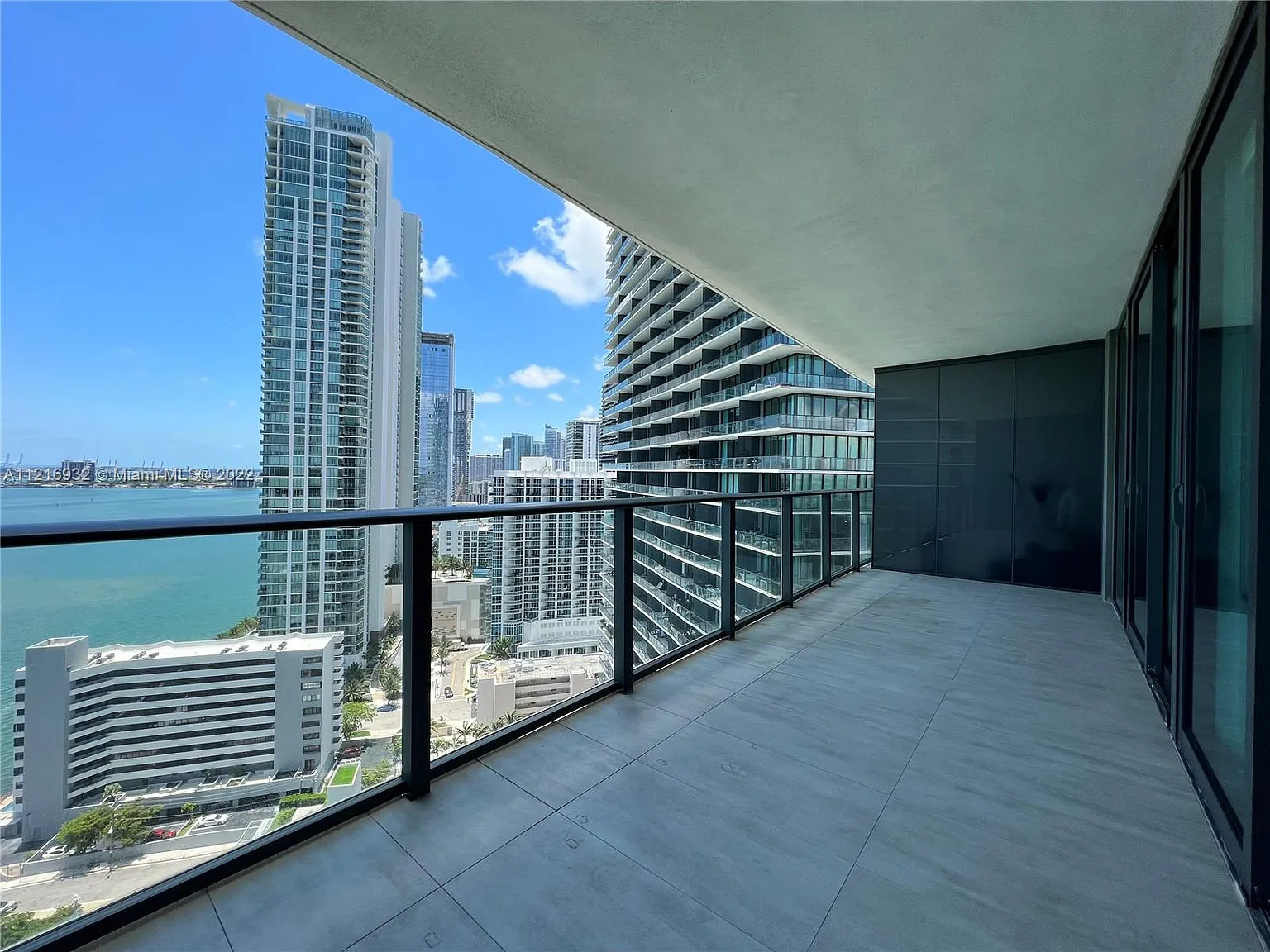 2 bed, 1175 sqft, $5,875 — Photo 4