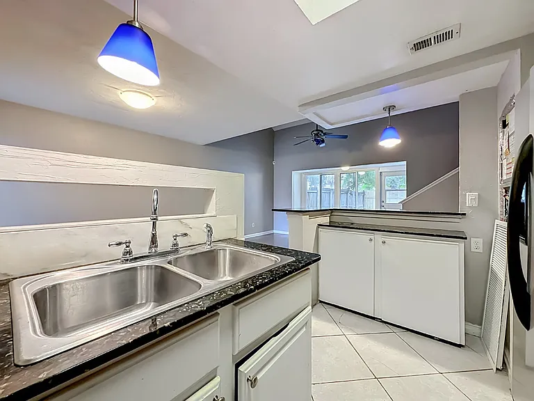 2857 Wonderwood Ln — Photo 12