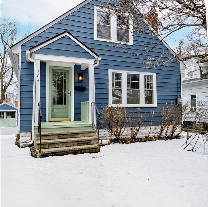1st image of 104 Burten St