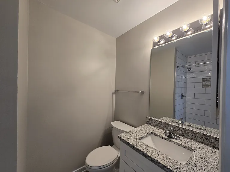 1600 Porters Mill Ter — Photo 16