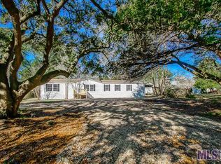 34369 Pinetree Dr, Denham Springs, LA 70706