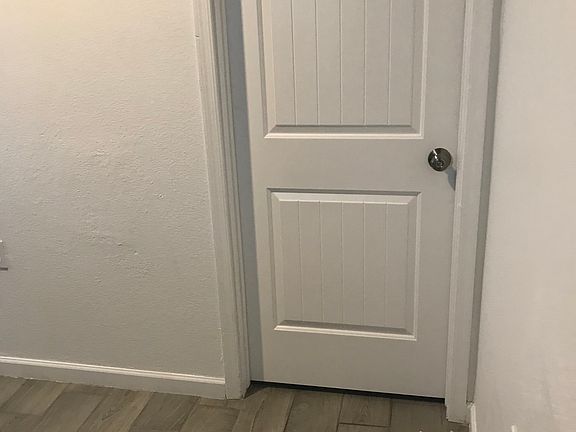 2nd image of 453 E Blacklidge Dr