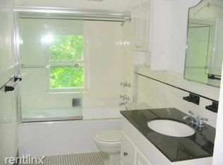 233 Commonwealth Ave #2, Chestnut Hill, MA 02467