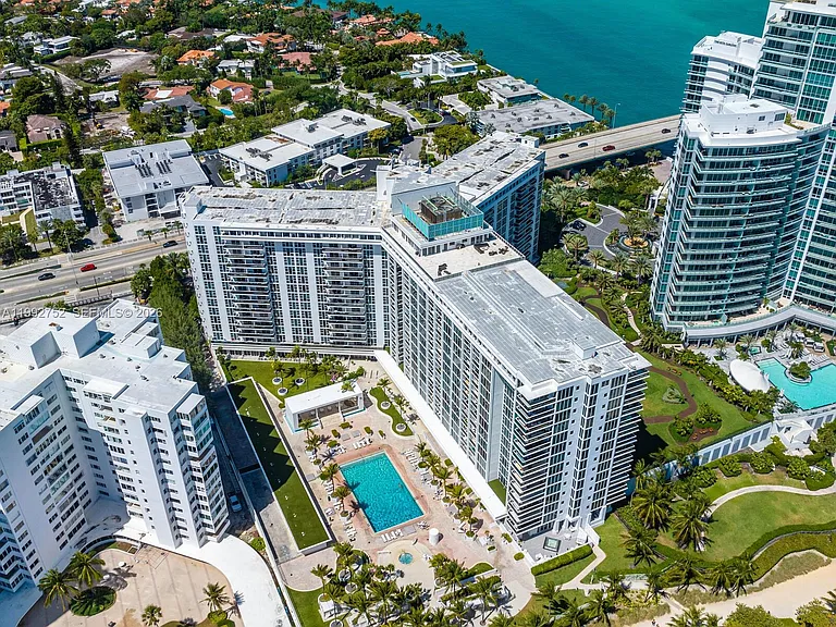 10275 Collins Ave #1107 — Photo 44