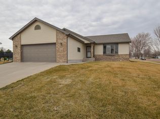 401 Tiger St, Mitchell, SD 57301