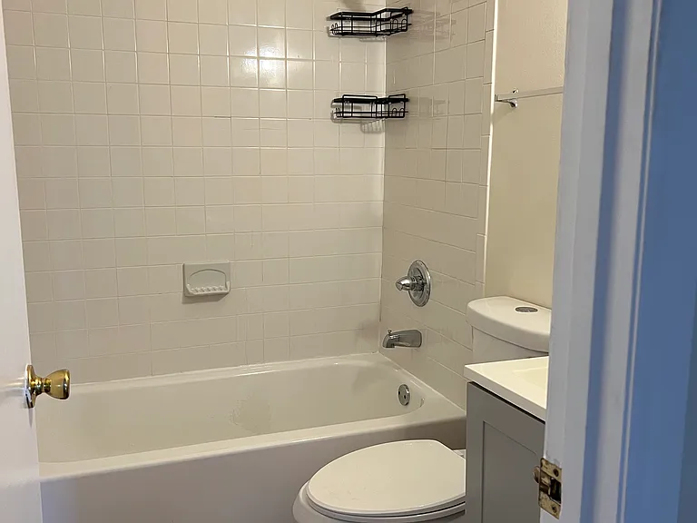 1201A Kirkwood Ave #A — Photo 4