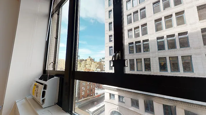 Rented by Bond New York | media 6