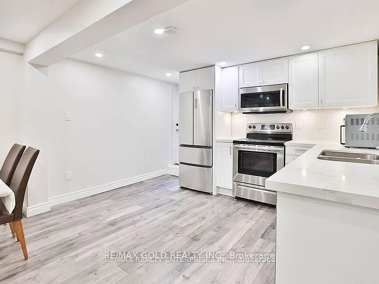2673 Kingsberry Cres #BASEMENT — Photo 7