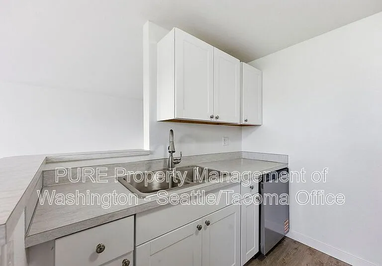 6601 S 8th St — Photo 141
