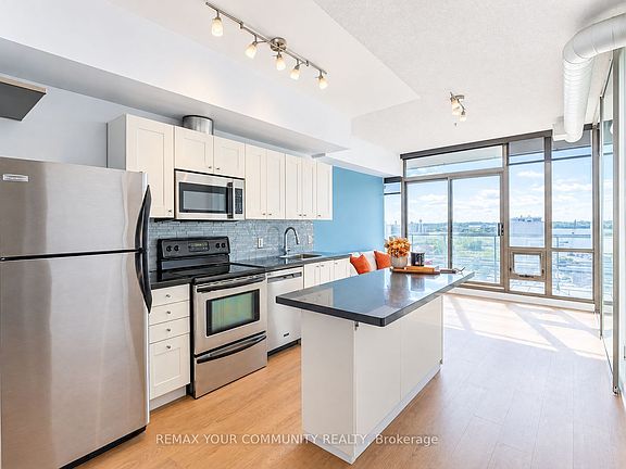 4th image of 33 Mill St Unit 1105