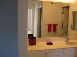 18 Knollglen, Irvine, CA 92614