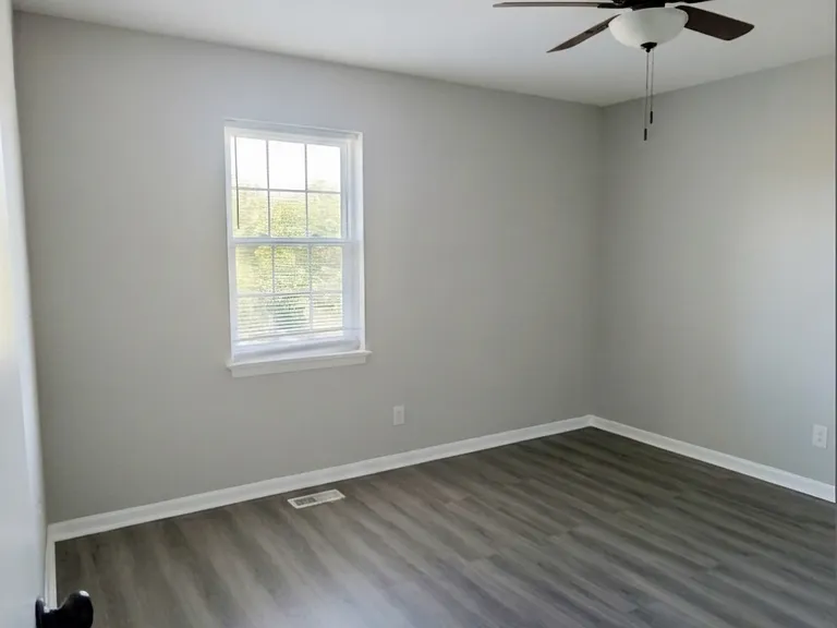 Pet Friendly Apartments in Pulaski, TN | Updated 1, 2, and 3 Bedrooms Available — Photo 17