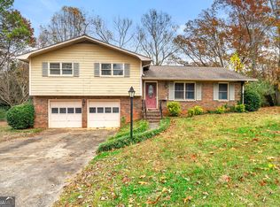 8140 Woodcliff Trl, Riverdale, GA 30274