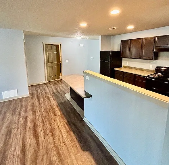 Kitchen and Bar