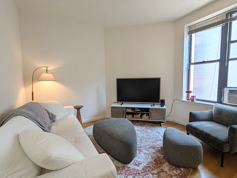 60 W 75th St #4C — Photo 5