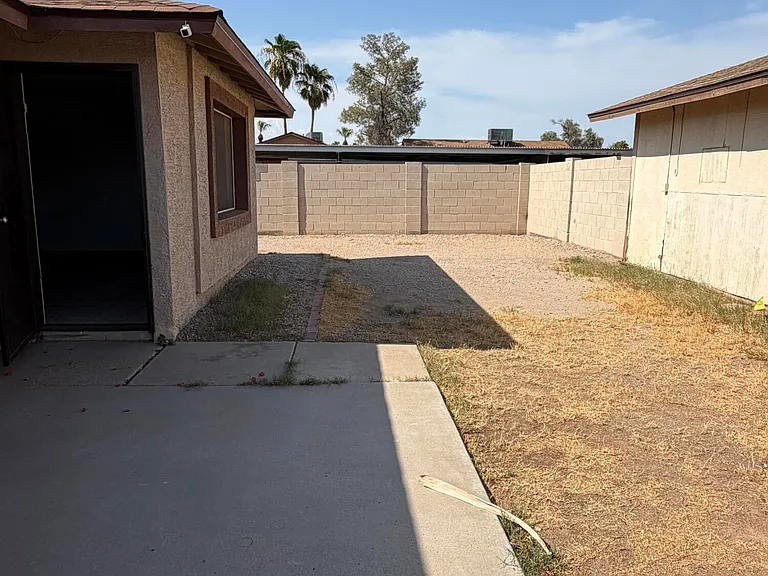 5232 W Mauna Loa Ln — Photo 2