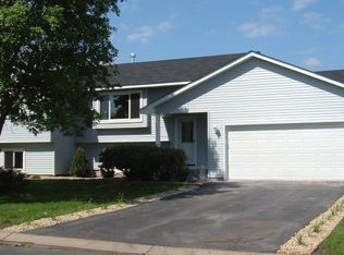 9083 Rosewood Ln N, Maple Grove, MN 55369