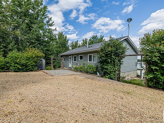 4th image of 75 Neilson Dr