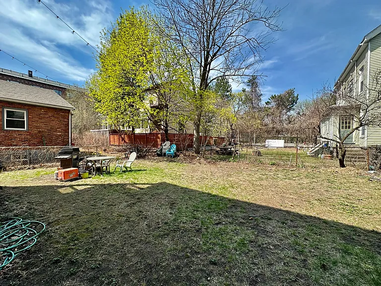 157 Pearl St #A1 — Photo 6