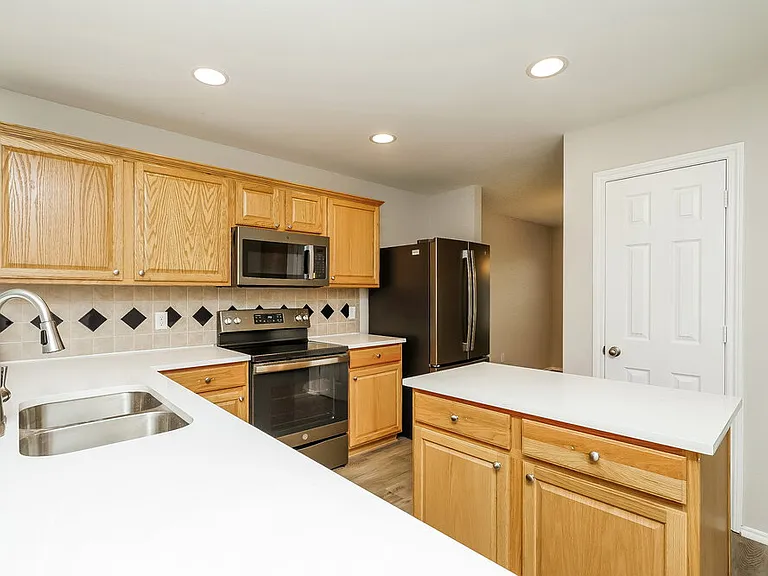 8813 Sagebrush Trl — Photo 7