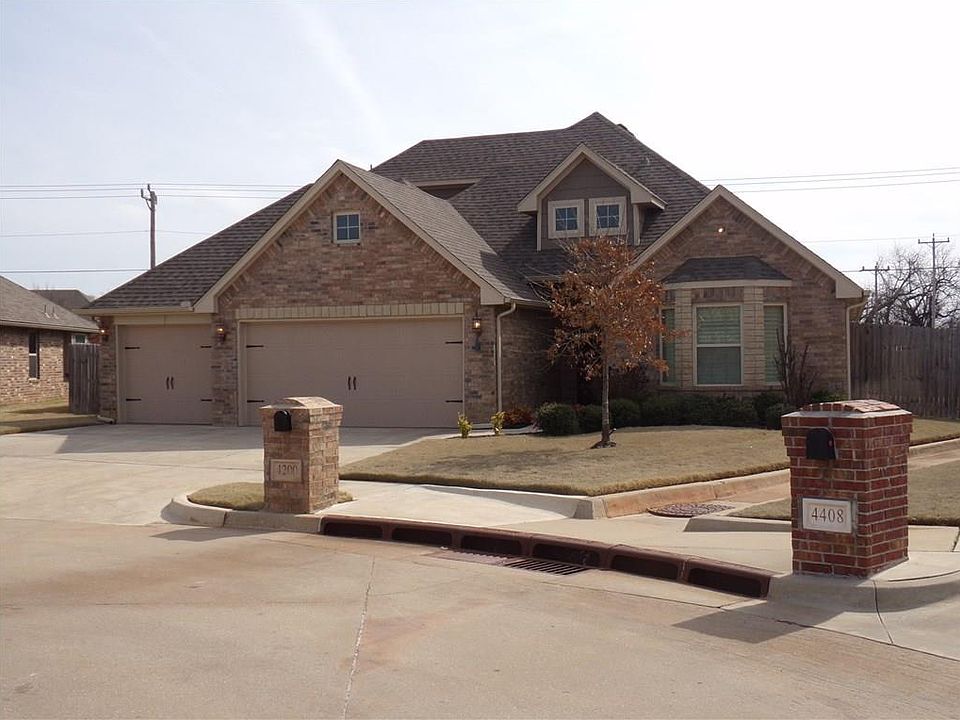 1st image of 4200 Vista Dr