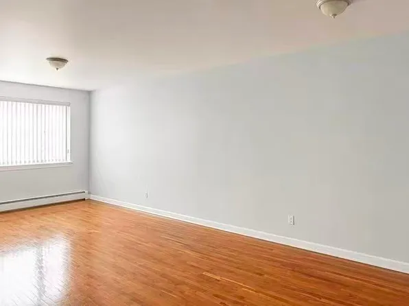 64 Bay 38 St #2A, Brooklyn, NY 11214