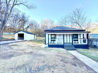 1107 W Broadway St, Lenoir City, TN 37771