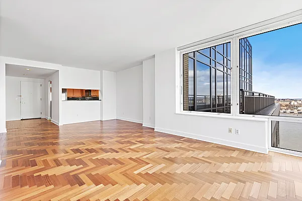 Rented by Nest Seekers International | media 26