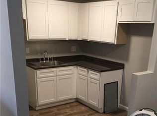 50 Balance Rock Rd APT 19, Seymour, CT 06483