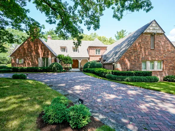 432 Pine Dr, Indianapolis, IN 46260