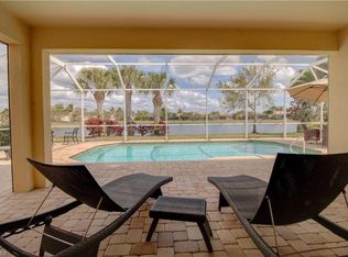 8621 Julia Ln, Naples, FL 34114