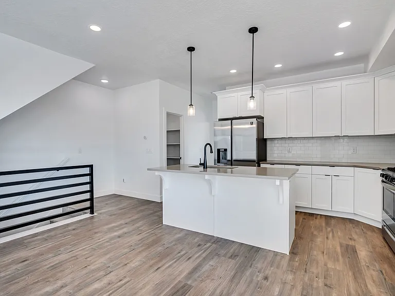 8363 S Durham St — Photo 11