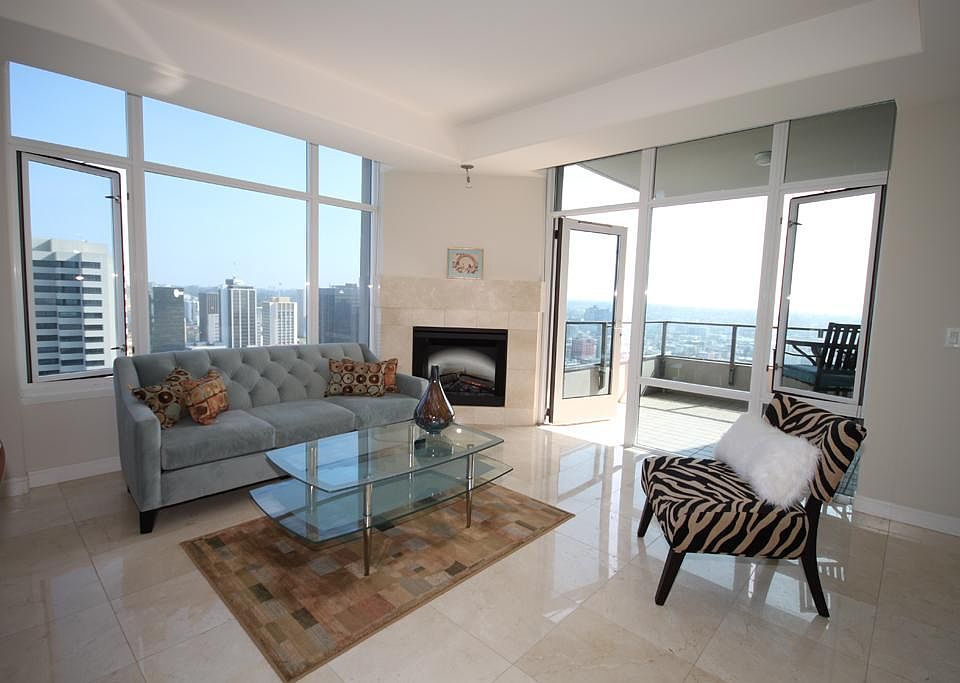 1st image of 550 Front St Unit 3002