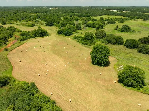 16351 Box Rd, Lexington, OK 73051