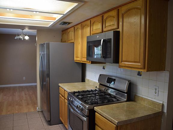 4th image of 2877 Sarazen Ct