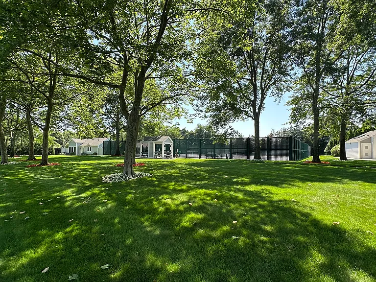 50 Hubbard Ln #7 — Photo 26