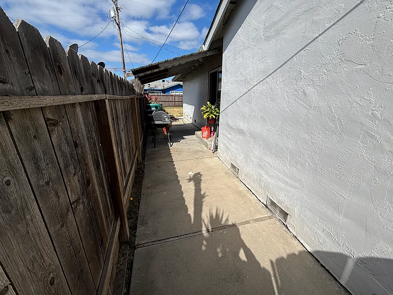 7419 N El Dorado St — Photo 14