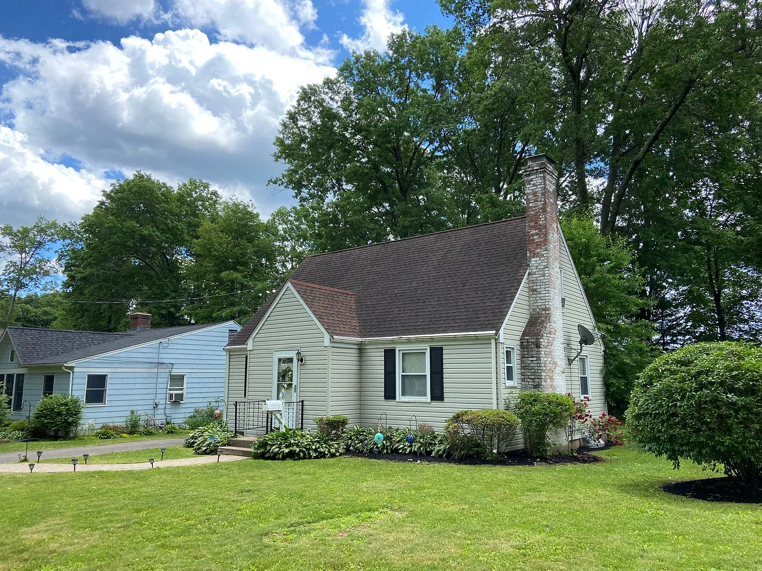 3 bed, 1240 sqft, $2,950 — Photo 2