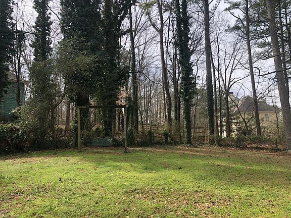 This home has it all. Just close enough to everything and just far away enough to enjoy undisturbed nature!