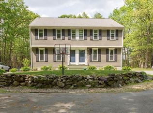 18 Norris Rd, Tyngsboro, MA 01879
